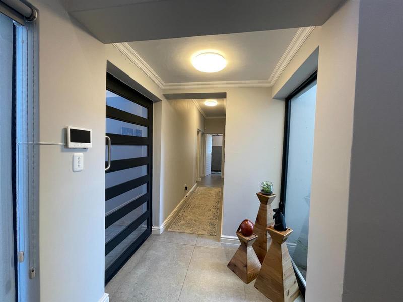 3 Bedroom Property for Sale in Island View Western Cape